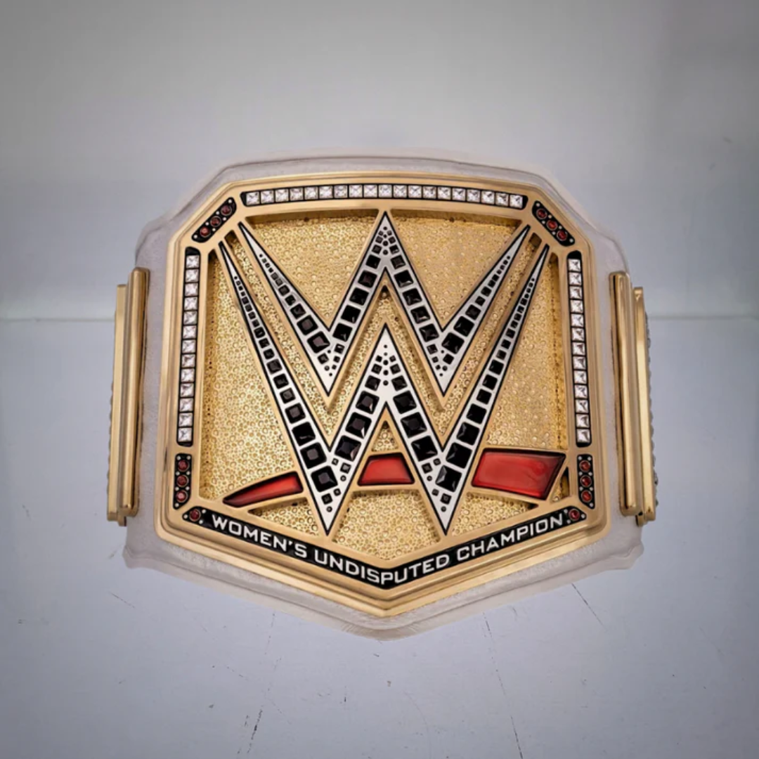 WWE Undisputed Universal Championship Belt - Women's Title