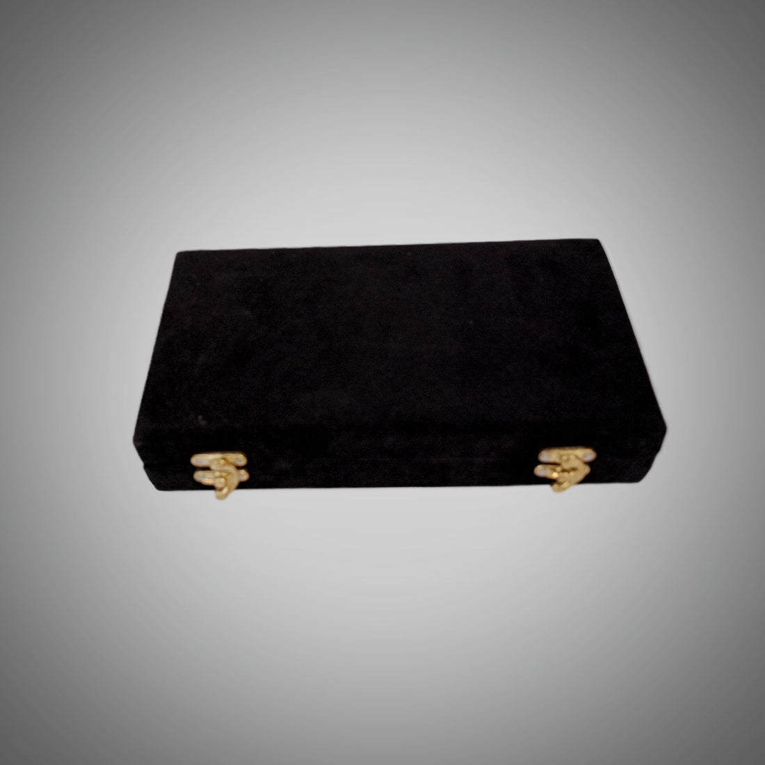 WWE championship title box set featuring Randy Orton side plates.